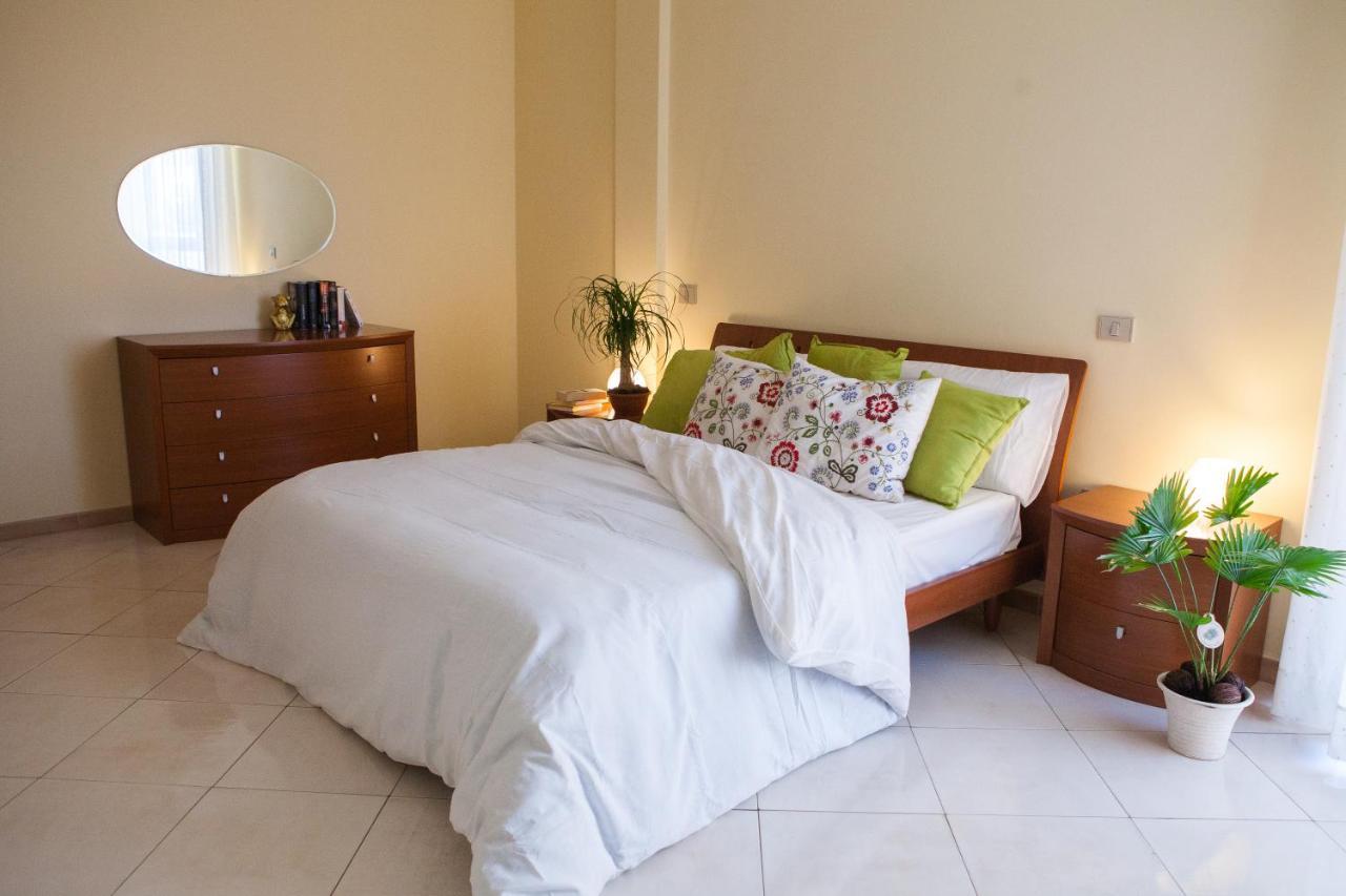 Domomea - Vespucci 4 Apartment กวาร์ตู ซานเตเลนา ภายนอก รูปภาพ